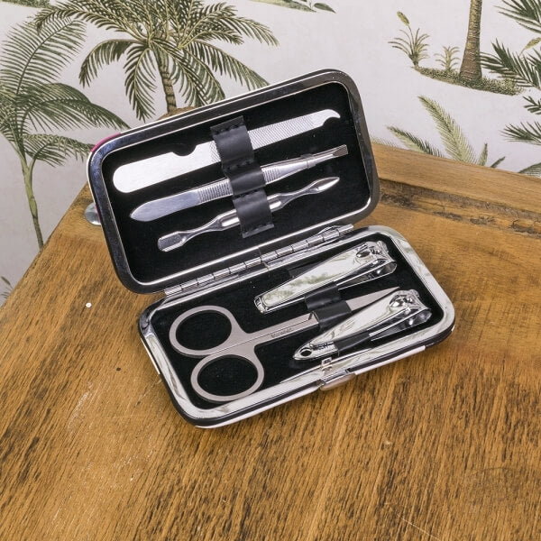 Beautiful Fingers Manicure Set - new